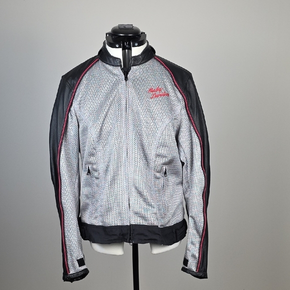 Harley-Davidson Women’s 2-in-1 Leather Riding Jacket – Embroidered Heart & Roses - Picture 9 of 11